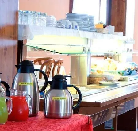 Agriturismo Mammamaude مزرعة للإقامة *